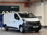VAUXHALL VIVARO