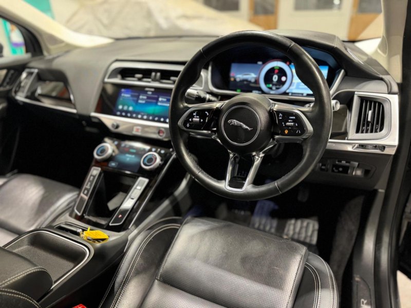 JAGUAR I-Pace