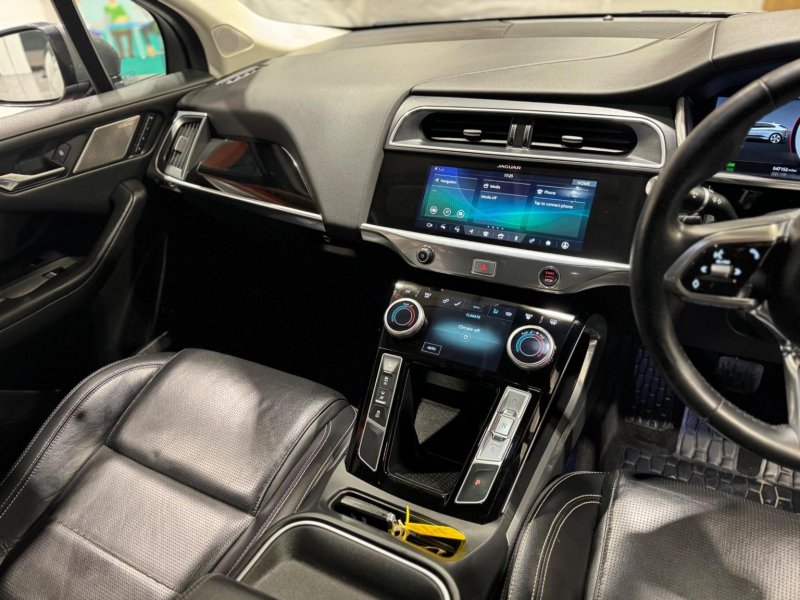 JAGUAR I-Pace