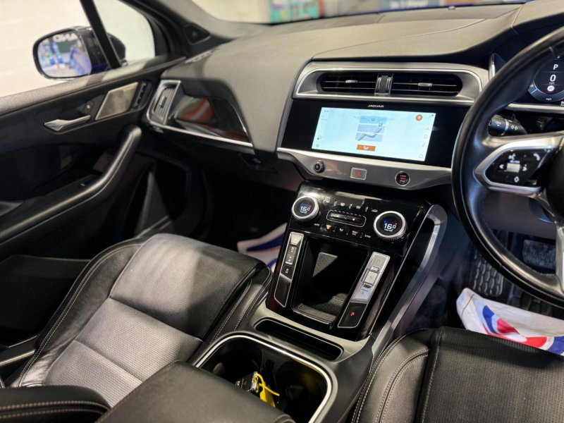 JAGUAR I-Pace