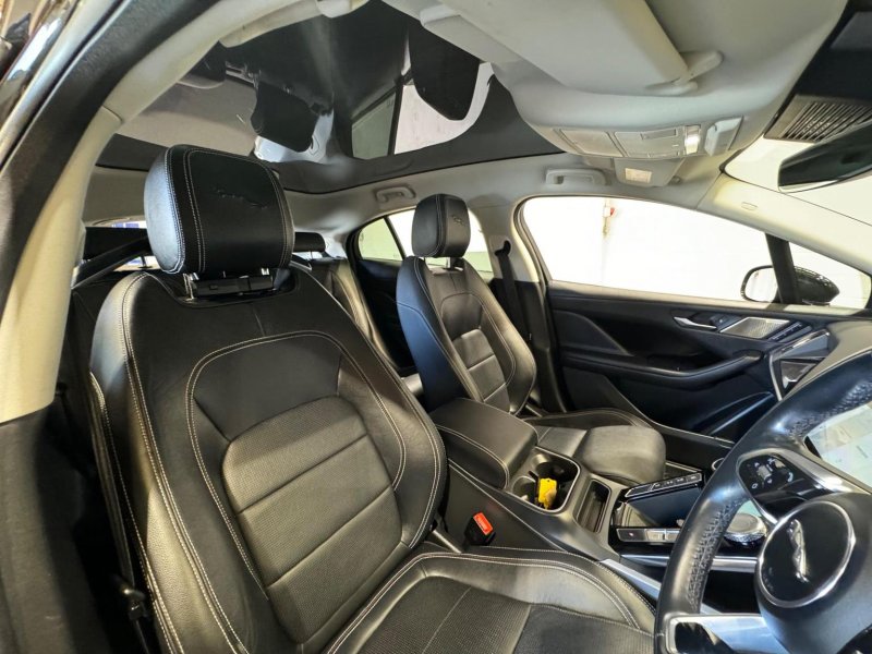 JAGUAR I-Pace
