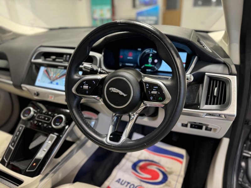 JAGUAR I-Pace