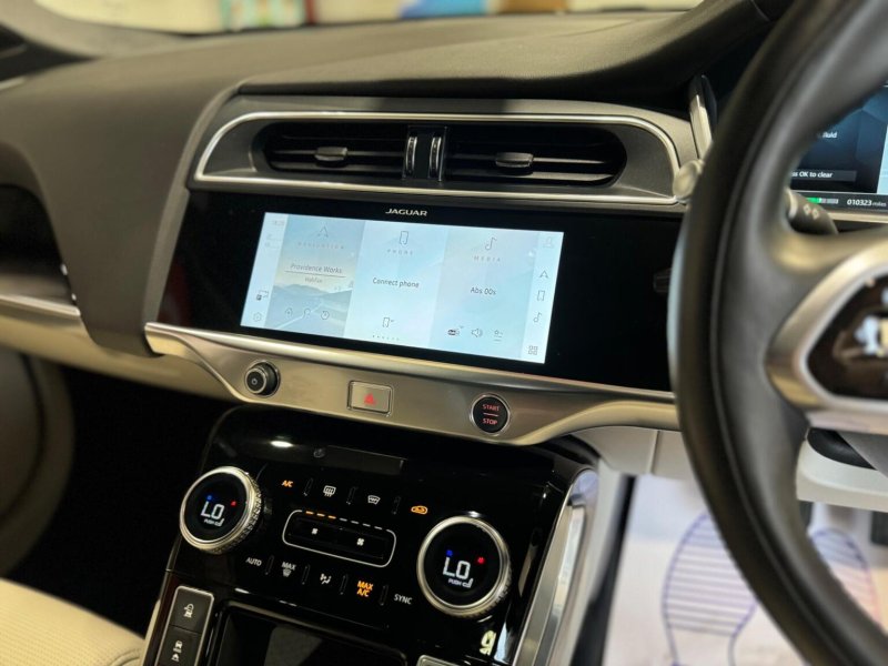 JAGUAR I-Pace