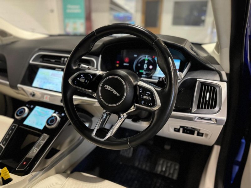 JAGUAR I-Pace