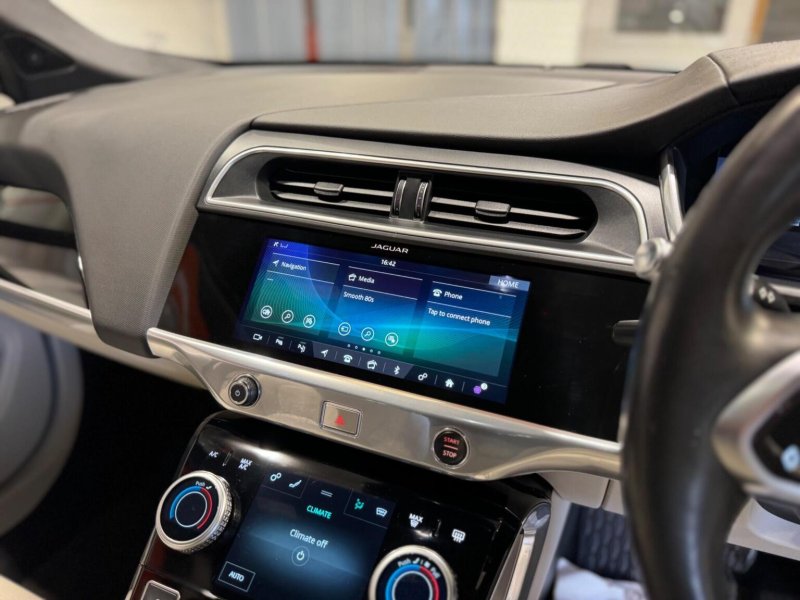 JAGUAR I-Pace