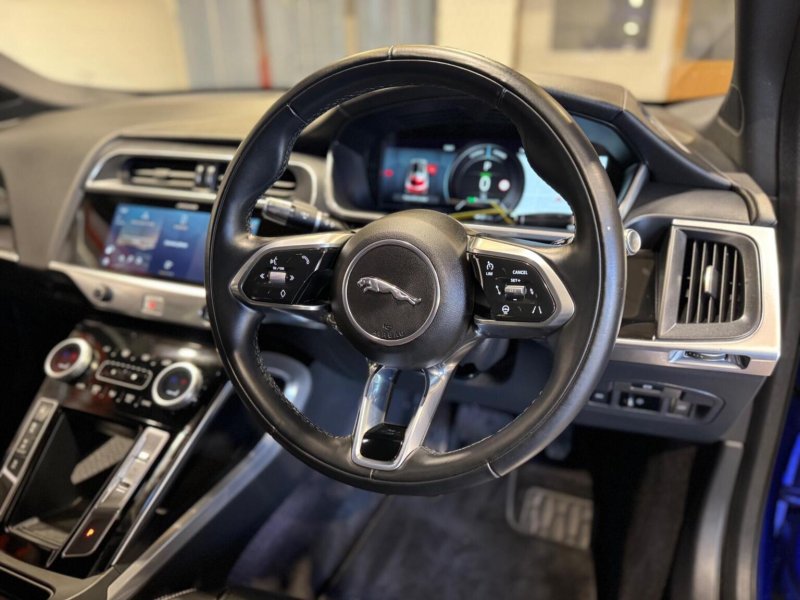 JAGUAR I-Pace